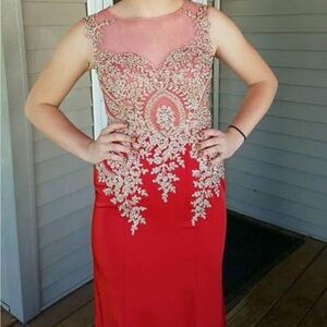 Gorgeous Beaded Prom Gown-size 3/4